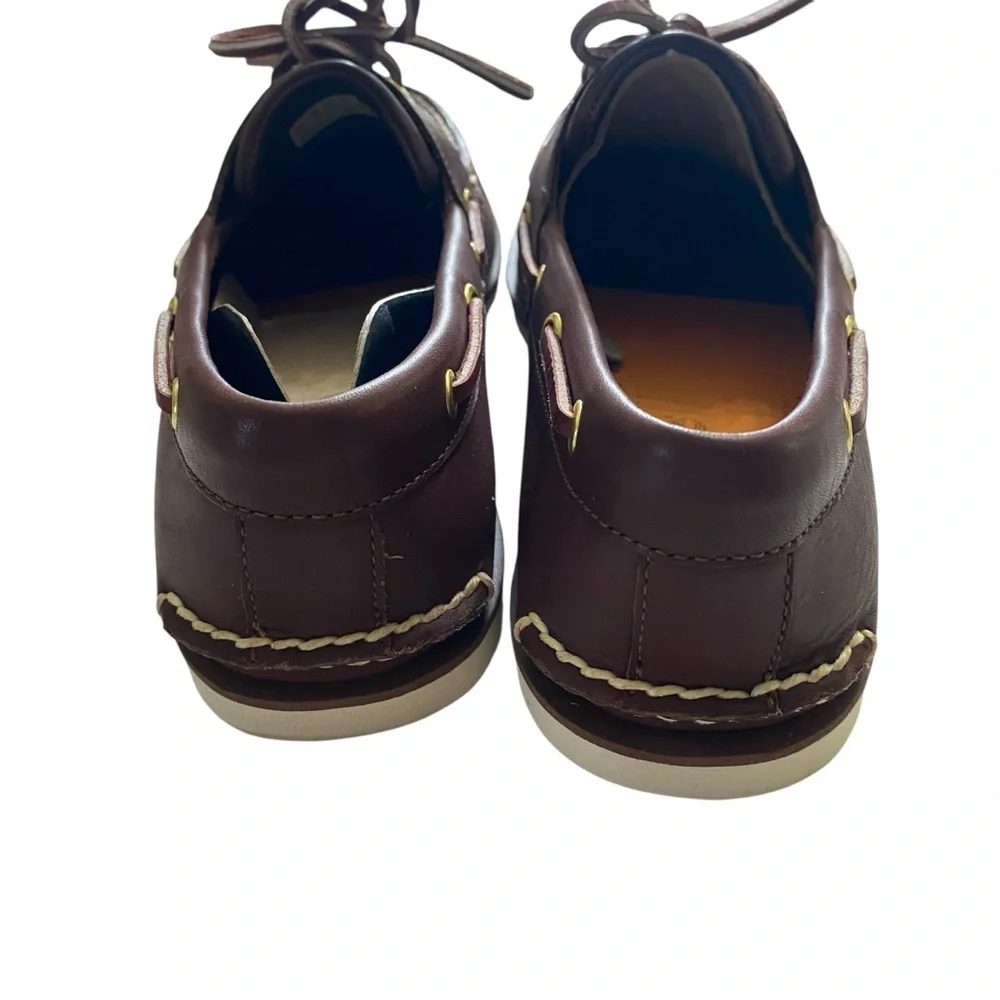 Timberland Brown Leather Boat Shoes with Moccasin Construction